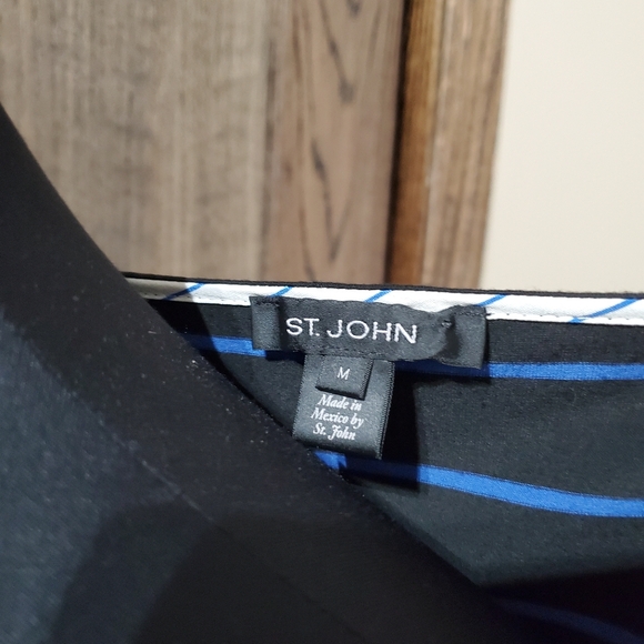 St. John Striped Long Sleeve - Picture 5 of 5